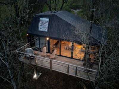 8 of our favourite treehouses in England to whet your appetite for your next break away...